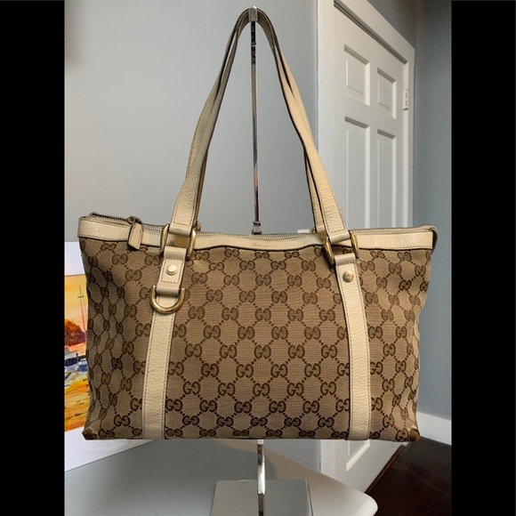 Gucci Handbags - Authentic Gucci canvas and leather tote